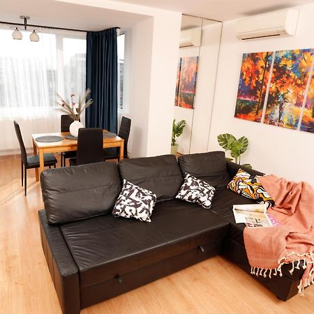 Enchanting Retreat - Historic Old Town - Pet-Friendly Haven - Steps From Unirii Bucureşti Eksteriør bilde