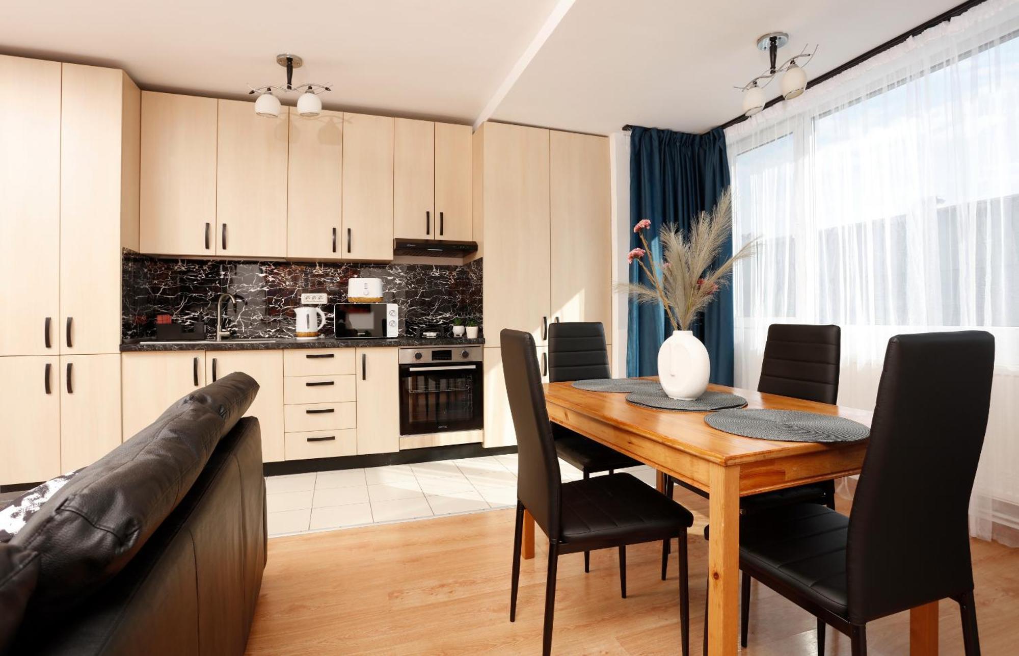 Enchanting Retreat - Historic Old Town - Pet-Friendly Haven - Steps From Unirii Bucureşti Eksteriør bilde
