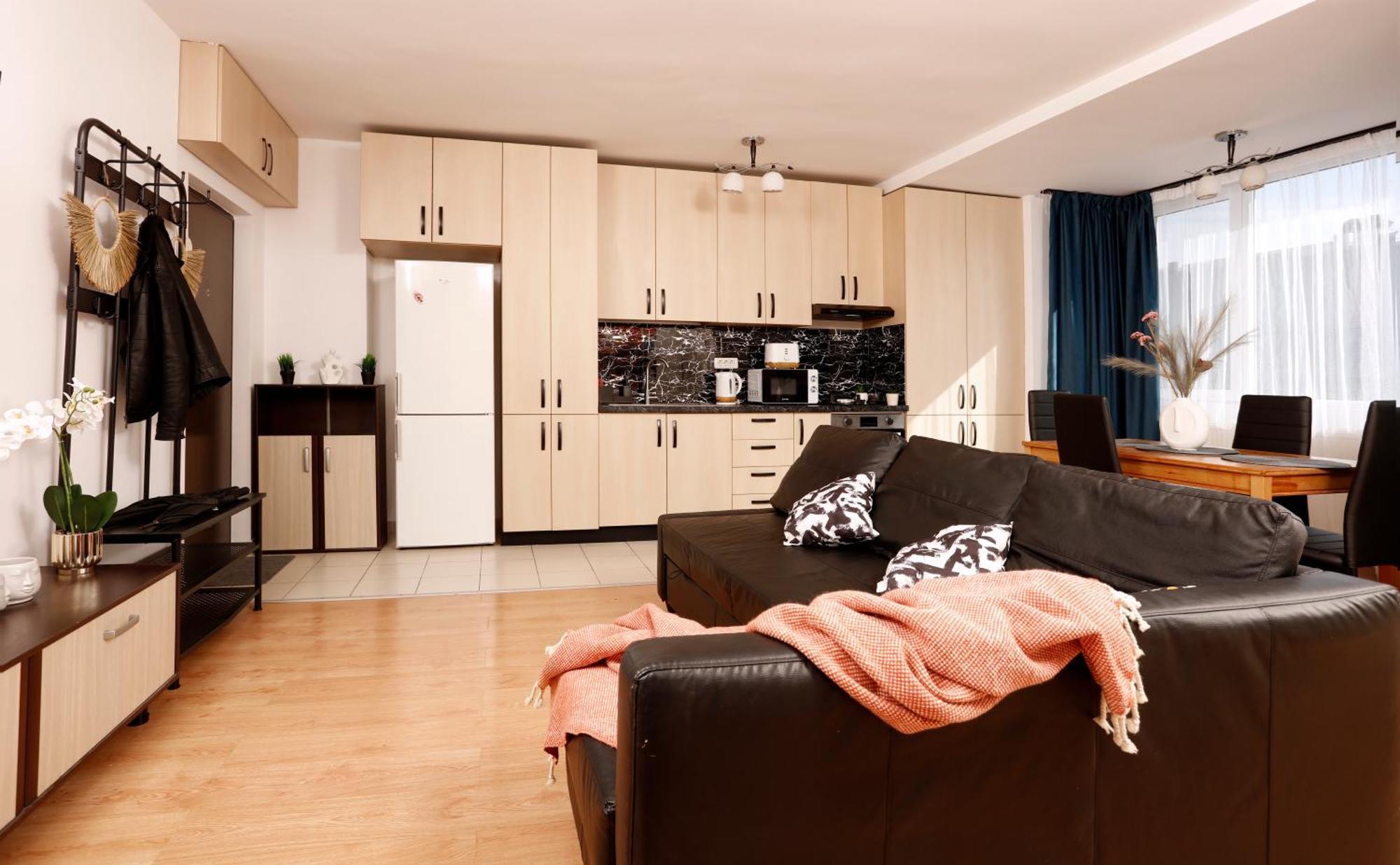 Enchanting Retreat - Historic Old Town - Pet-Friendly Haven - Steps From Unirii Bucureşti Eksteriør bilde