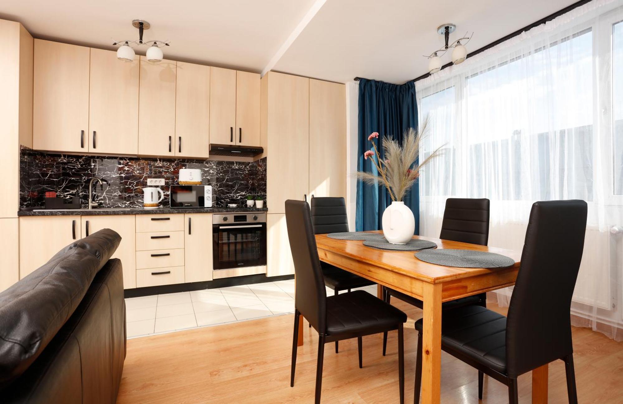 Enchanting Retreat - Historic Old Town - Pet-Friendly Haven - Steps From Unirii Bucureşti Eksteriør bilde
