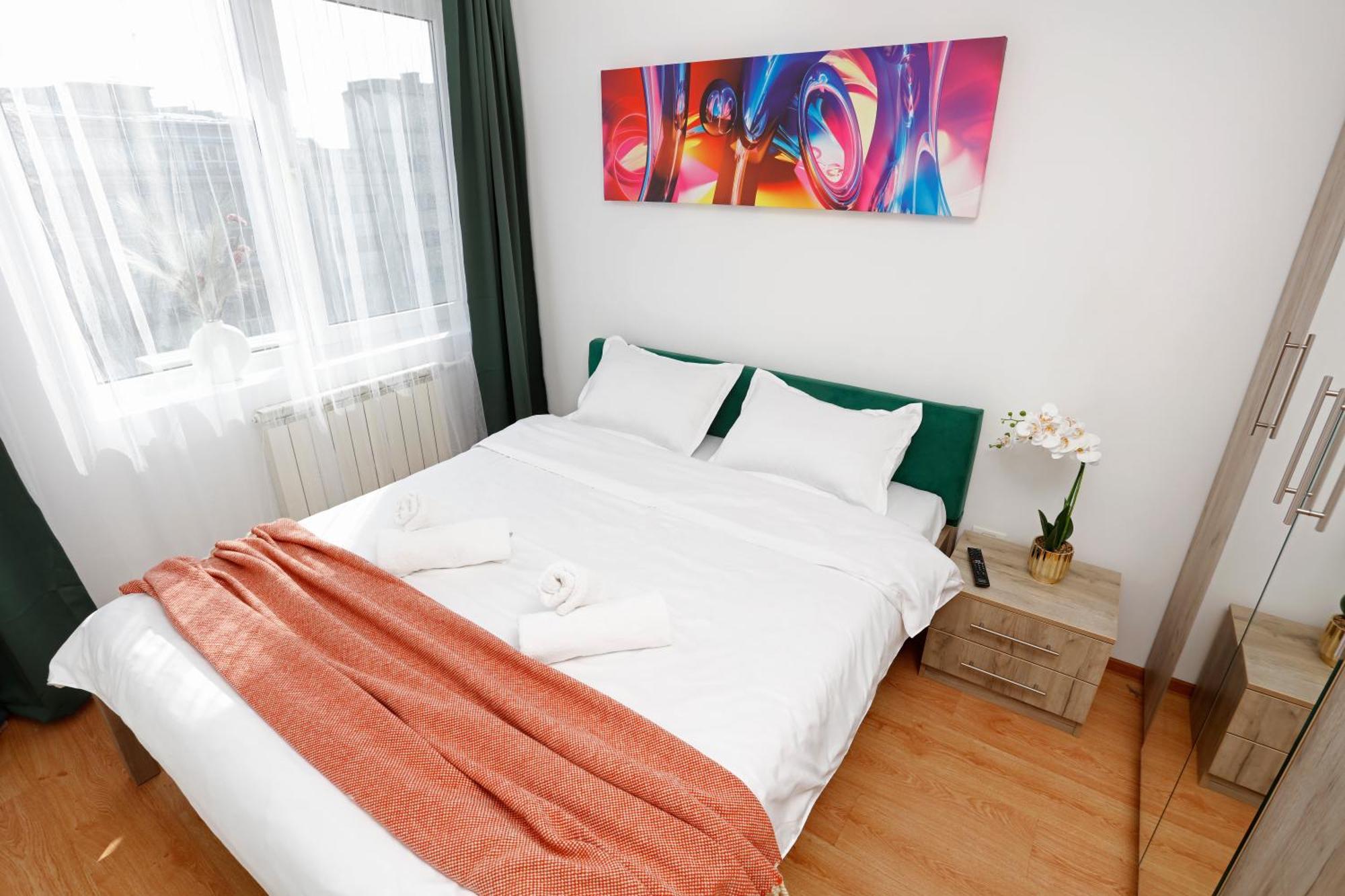 Enchanting Retreat - Historic Old Town - Pet-Friendly Haven - Steps From Unirii Bucureşti Eksteriør bilde