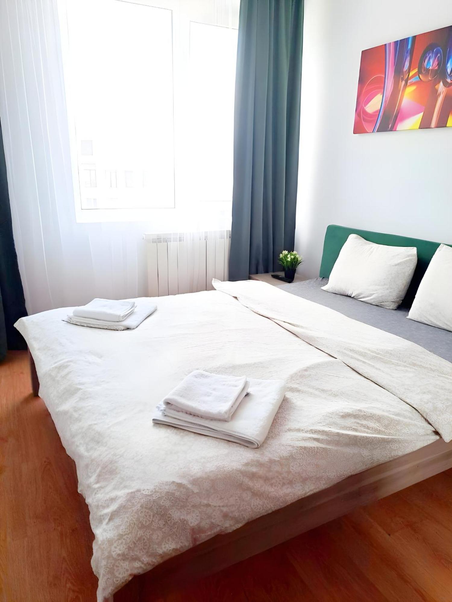 Enchanting Retreat - Historic Old Town - Pet-Friendly Haven - Steps From Unirii Bucureşti Eksteriør bilde